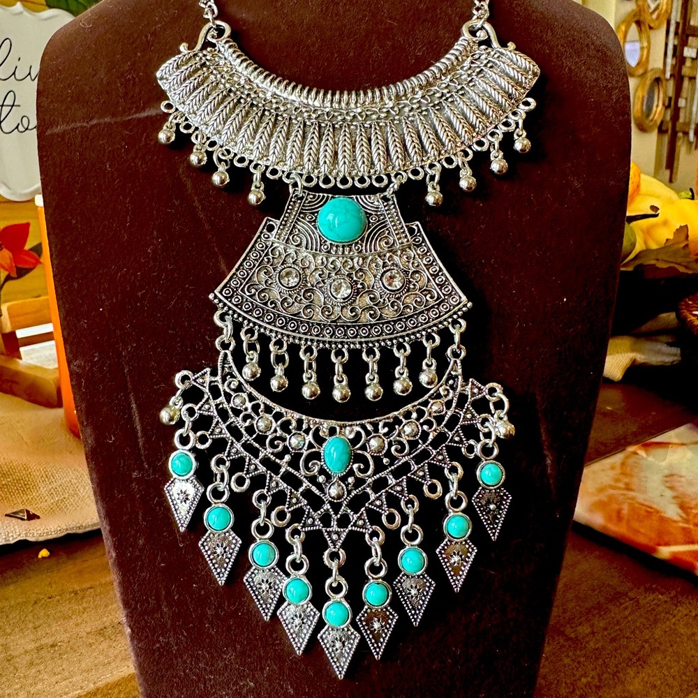 Traditional necklace